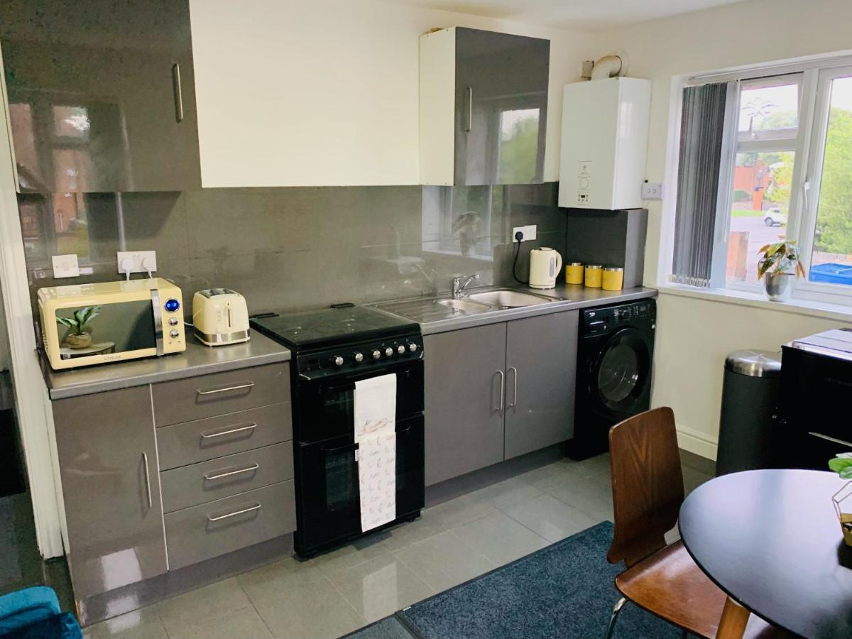 Modern & Cosy 2-Bed Apartment Near Nec, Airport & Jlr! Birmingham Extérieur photo